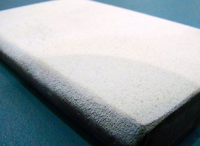 Chapa de desgaste cerâmica - Aplicação de revestimento contra desgaste